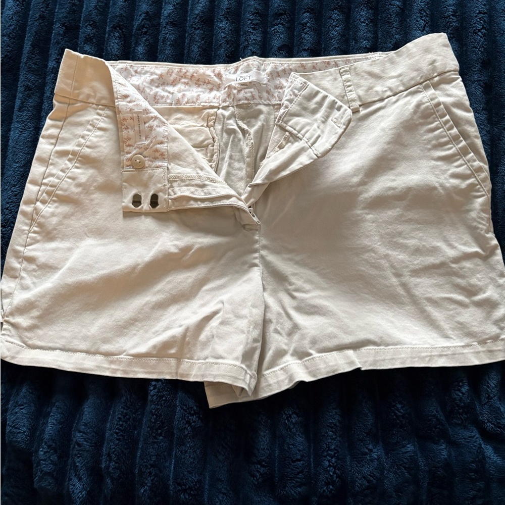LOFT light beige “Riviera” Short